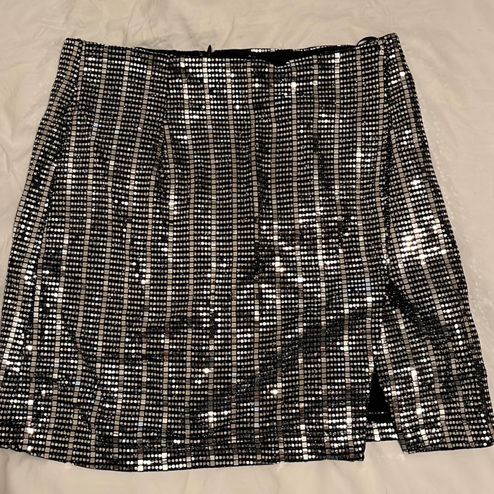 SOLD SEQUIN MINI SKIRT!